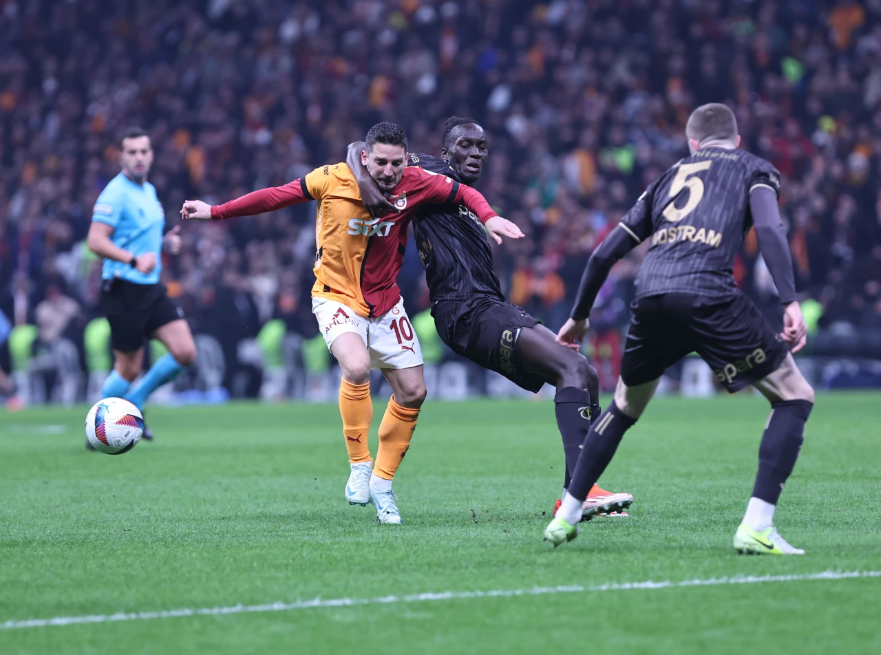 RAMS Park'ta nefes kesen maç! Galatasaray, Trabzonspor'u 4-3 yendi