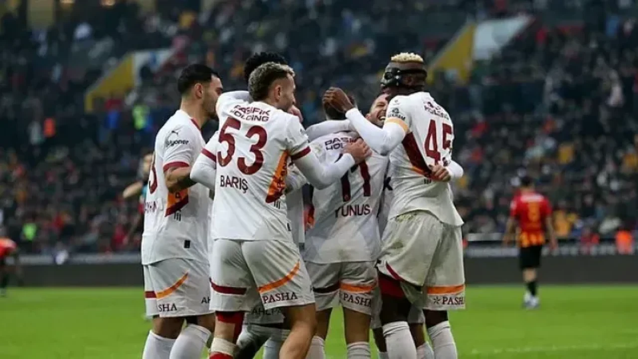 Galatasaray, Kayseri'de farka koştu: 5-1