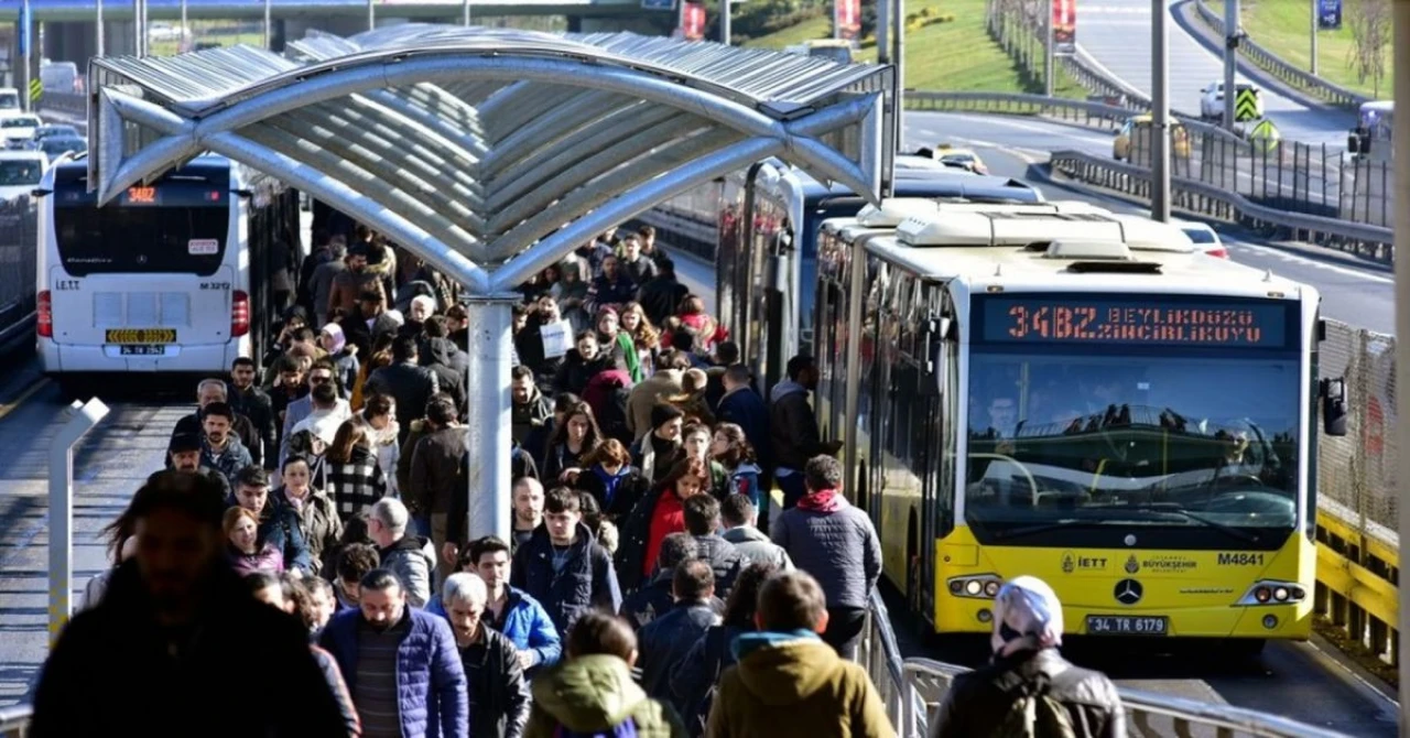 İstanbul'da toplu taşımaya zam!