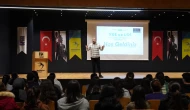 Beylikdüzü Belediyesi'nden gençlere Kazandıran Taktikler Semineri