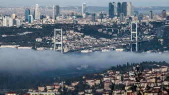 İstanbul'u yoğun trafik kirletiyor!