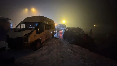 Bolu Dağı'nda zincirleme kaza: 6 yaralı