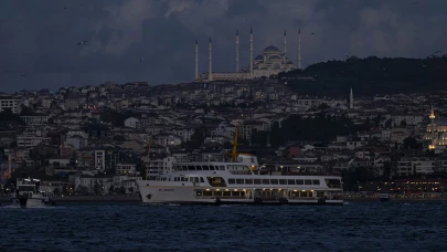 İstanbul’da vapur seferlerine sis engeli!